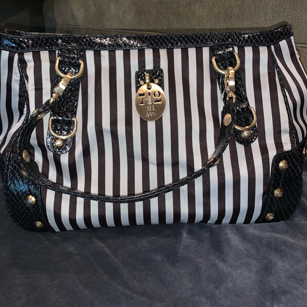Henri Bendel Bag